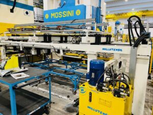 Pressa per stampaggio Mossini PDM-4B-1000 - 1000 ton (ID:76398) - Dabrox.com