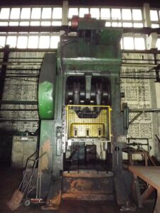 Pressa a sbavare e preformare Smeral LKO 500 - 500 ton (ID:75416) - Dabrox.com