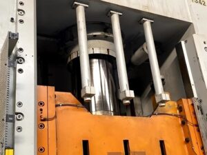 Pressa idraulica SMG HZPU 320 - 320 ton (ID:76182) - Dabrox.com