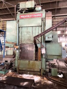 Pressa per stampaggio a caldo Waterbury Farrel 300 CR - 300 ton (ID:S77461) - Dabrox.com