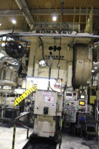 Pressa per stampaggio a caldo Komatsu - 1600 ton