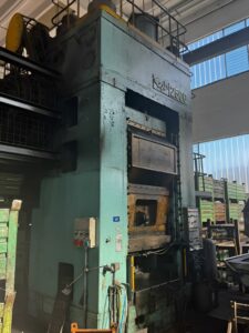 Pressa a ginocchiera TMP Voronezh KB8044 - 2500 ton (ID:76335) - Dabrox.com