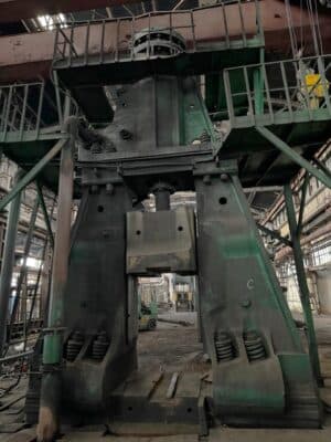 Maglio per forgiatura NKMZ Kramatorsk M2152 - 16 ton (Foto 4)