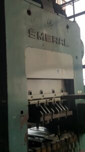 Pressa a sbavare e preformare Smeral LKT 250 - 250 ton (ID:75744) - Dabrox.com