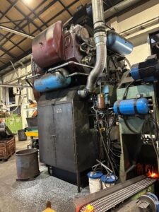 Pressa per stampaggio a caldo Eumuco SP 100 - 1000 ton (ID:76338) - Dabrox.com