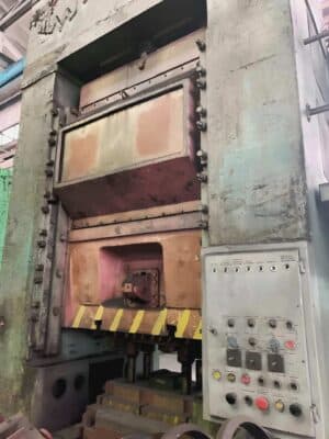 Pressa a ginocchiera TMP Voronezh K504.003.844 - 2500 ton (Foto 4)