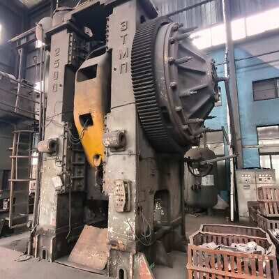 Pressa per forgiatura a caldo TMP Voronezh K8544 - 2500 ton (Foto 8)