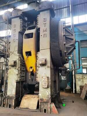 Pressa per forgiatura a caldo TMP Voronezh K8544 - 2500 ton (Foto 11)