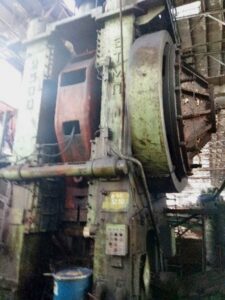 Pressa per stampaggio a caldo TMP Voronezh K8544 - 2500 ton (ID:75760) - Dabrox.com