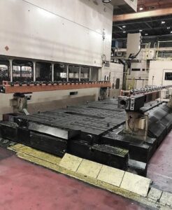 Pressa per stampaggio Komatsu E4T1800 - 1800 ton (ID:75740) - Dabrox.com