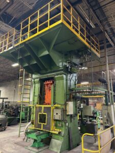 Pressa a vite Gamei - 1500 ton