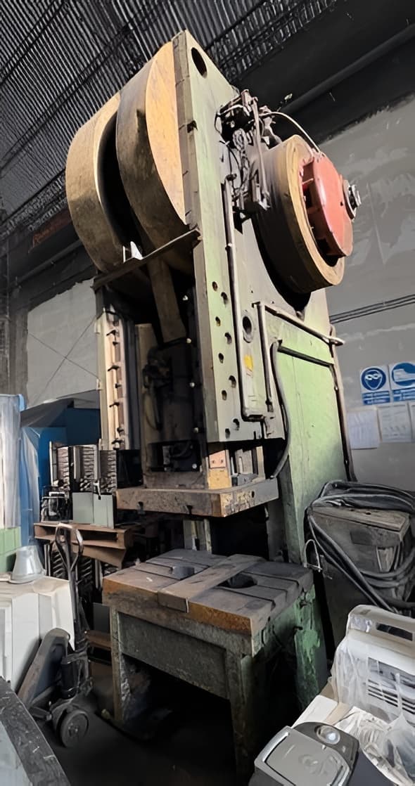 Pressa a collo di cigno Stanko KM2134A - 250 ton