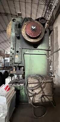 Pressa a collo di cigno Stanko KM2134A - 250 ton (Foto 2)