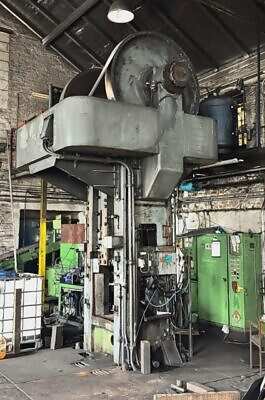 Pressa a vite Hasenclever FPRN 250 - 630 ton (Foto 1)