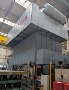 Pressa per stampaggio Arisa TP2000-4500-2300 - 2000 ton (ID:76347) - Dabrox.com