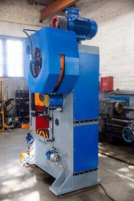 Pressa a ginocchiera Barnaul KB8336 - 400 ton (Foto 5)