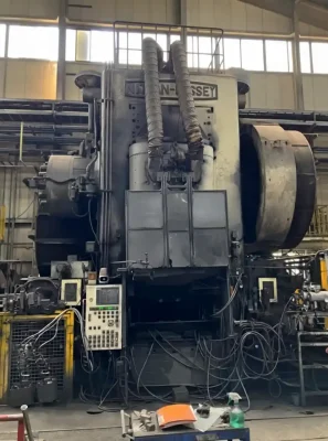 Pressa per forgiatura a caldo Nittan Massey MHFP-2800 - 2800 ton (Foto 1)