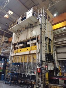 Pressa per stampaggio Erfurt - 800 ton