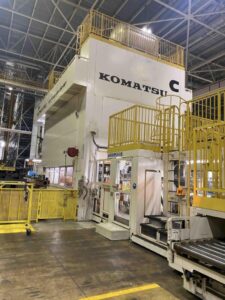 Pressa per stampaggio Komatsu E4T1700 - 1700 ton (ID:76163) - Dabrox.com