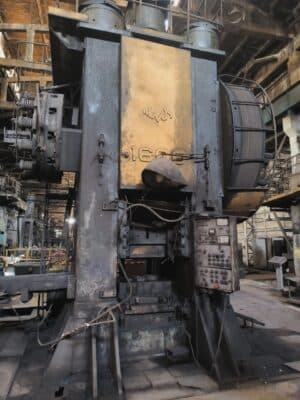 Pressa per forgiatura a caldo TMP Voronezh KB8042 - 1600 ton (Foto 1)