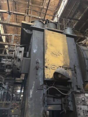 Pressa per forgiatura a caldo TMP Voronezh KB8042 - 1600 ton (Foto 2)