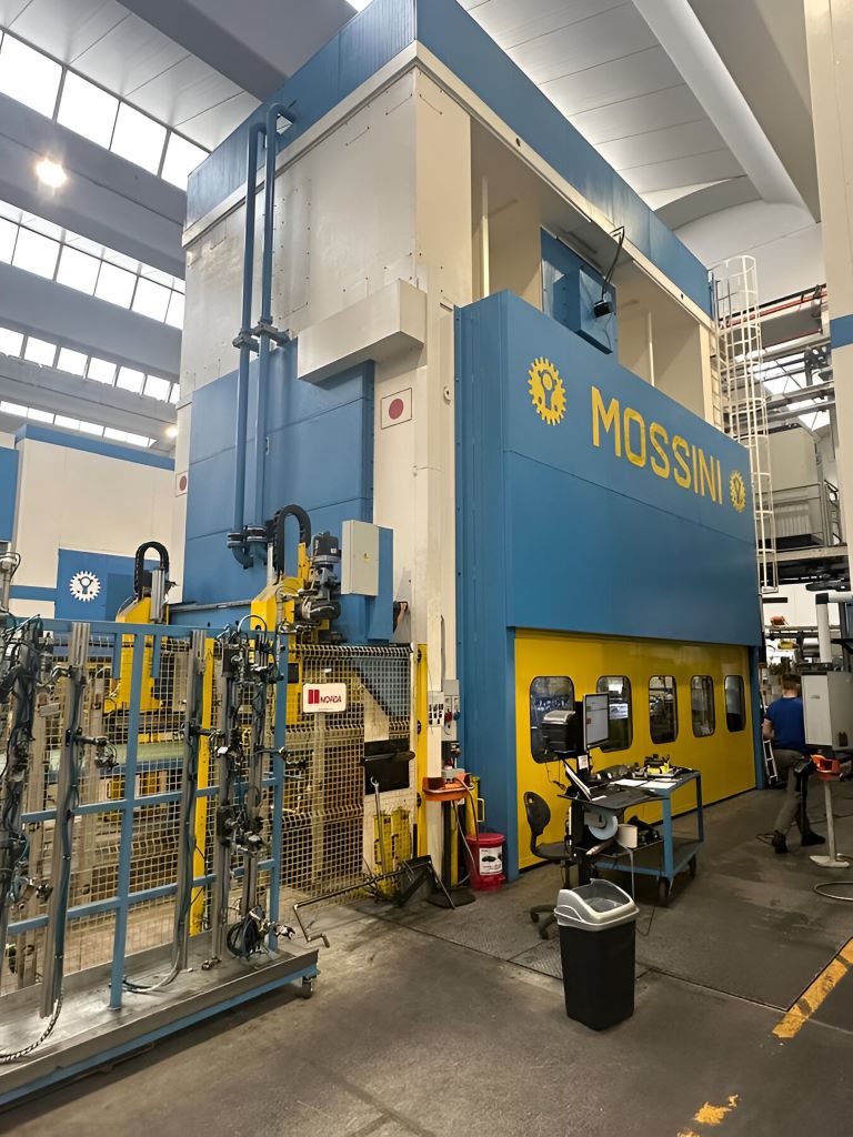 Pressa per stampaggio Mossini PDM-4B-LD-2000 - 2000 ton (ID:76337) - Dabrox.com