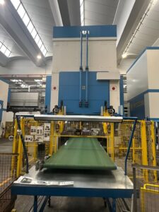 Pressa per stampaggio Mossini PDM-4B-LD-2000 - 2000 ton (ID:76337) - Dabrox.com