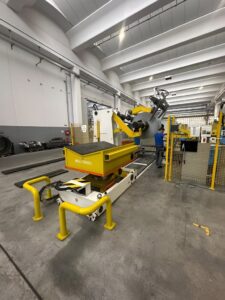 Pressa per stampaggio Mossini PDM-4B-LD-2000 - 2000 ton (ID:76337) - Dabrox.com