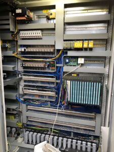 Pressa per stampaggio Schuler GMO 2-315-2000-160 - 315 ton (ID:76354) - Dabrox.com