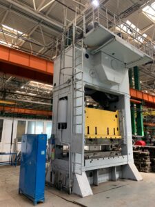 Pressa per stampaggio TMP Voronezh K3539 - 800 ton (ID:75972) - Dabrox.com