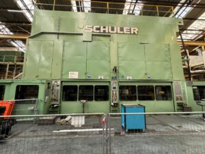 Pressa per stampaggio Schuler - 2000 ton
