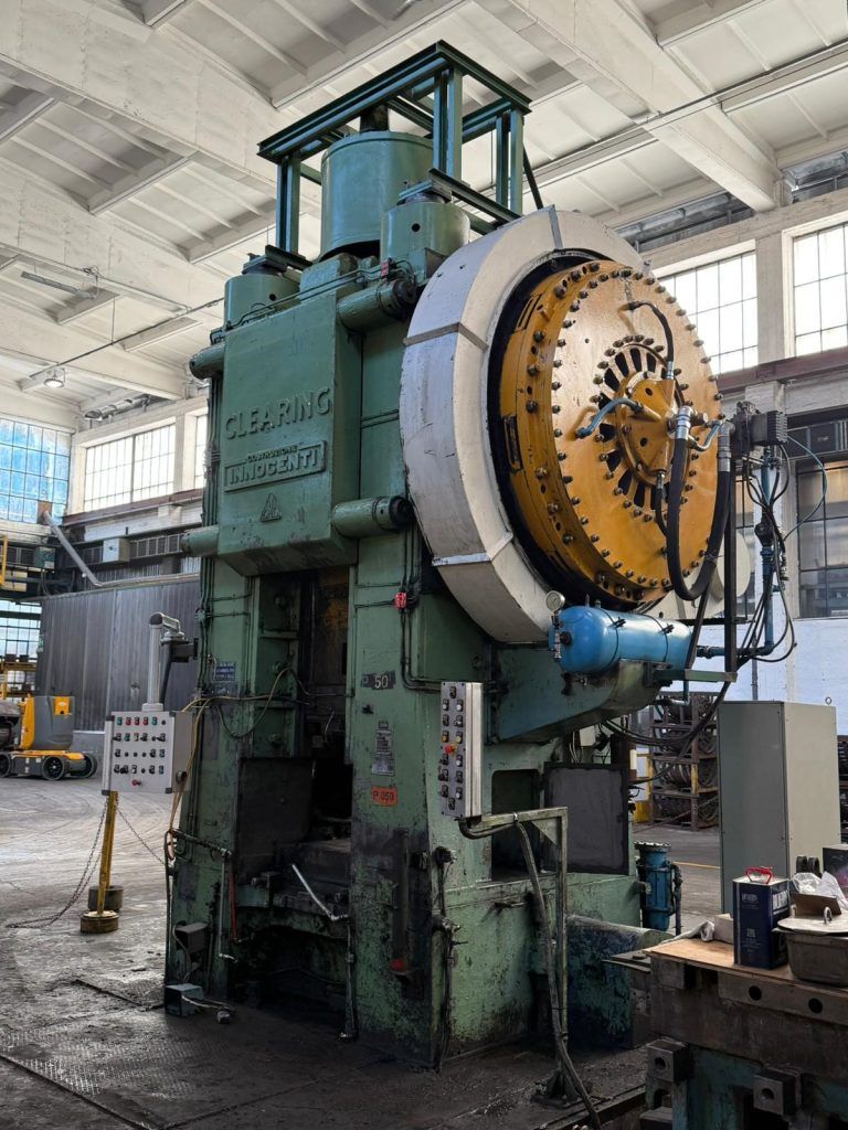 Pressa per stampaggio a caldo Clearing EF11600 - 1600 ton (ID:76254) - Dabrox.com