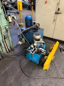 Pressa per stampaggio a caldo Clearing EF11600 - 1600 ton (ID:76254) - Dabrox.com