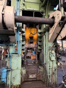 Pressa per stampaggio a caldo Clearing EF11600 - 1600 ton (ID:76254) - Dabrox.com