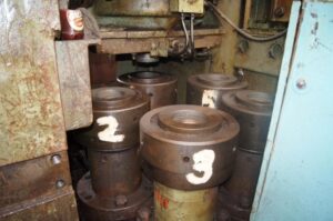 Pressa a ginocchiera TMP Voronezh K04.127.846 - 4000 ton (ID:S90505) - Dabrox.com