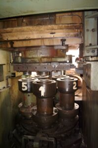 Pressa a ginocchiera TMP Voronezh K04.127.846 - 4000 ton (ID:S90505) - Dabrox.com