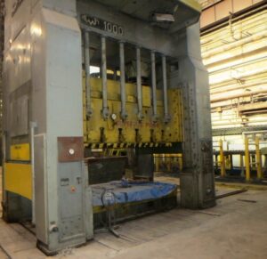 Pressa per stampaggio TMP Voronezh KA3540 - 1000 ton (ID:75399) - Dabrox.com