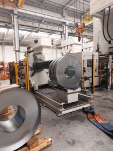 Pressa per stampaggio Aida S4-20000/5500x2500/LD-ET3 - 2000 ton (ID:76379) - Dabrox.com