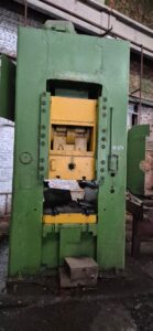 Pressa a ginocchiera Barnaul K8340 - 1000 ton (ID:76368) - Dabrox.com