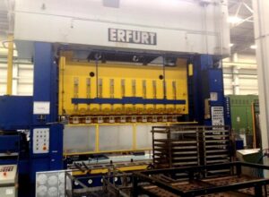 Pressa per stampaggio Erfurt - 160 ton