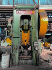 Pressa per stampaggio a caldo Ajax - 3000 ton