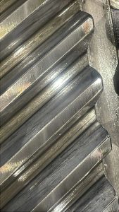 Pressa per stampaggio Rovetta S4-6300/5000x2630/E - 630 ton (ID:76413) - Dabrox.com