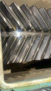 Pressa per stampaggio Rovetta S4-6300/5000x2630/E - 630 ton (ID:76413) - Dabrox.com