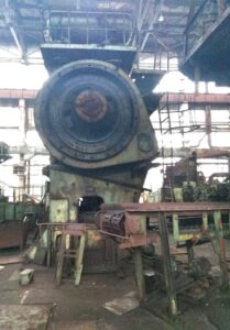 Pressa per stampaggio a caldo TMP Voronezh K8542 - 1600 ton (ID:75483) - Dabrox.com