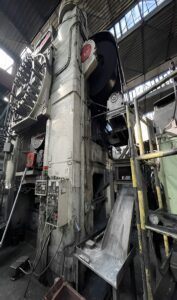 Pressa per stampaggio a caldo Smeral LZK 6300 - 6300 ton (ID:76192) - Dabrox.com