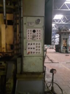 Pressa per stampaggio TMP Voronezh KB3537 - 500 ton (ID:75500) - Dabrox.com