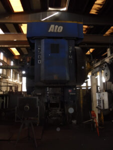 Pressa per stampaggio a caldo TMP Voronezh K8544 - 2500 ton (ID:S88834) - Dabrox.com