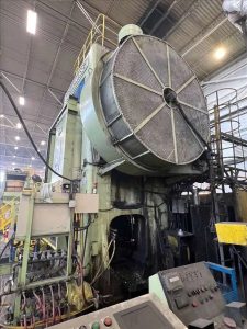 Pressa per stampaggio a caldo Nittan Massey MHFP-2800LW - 2800 ton (ID:76411) - Dabrox.com