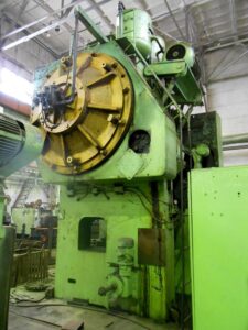 Pressa per stampaggio a caldo TMP Voronezh K8540 - 1000 ton (ID:S88343) - Dabrox.com