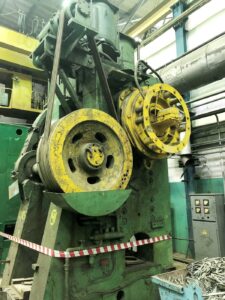 Pressa per stampaggio a caldo TMP Voronezh  - 1000 ton